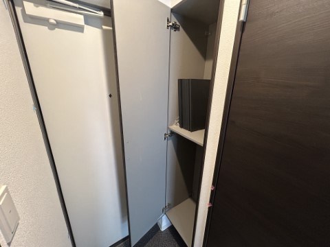 ジーメゾン伊勢原東大竹 玄関