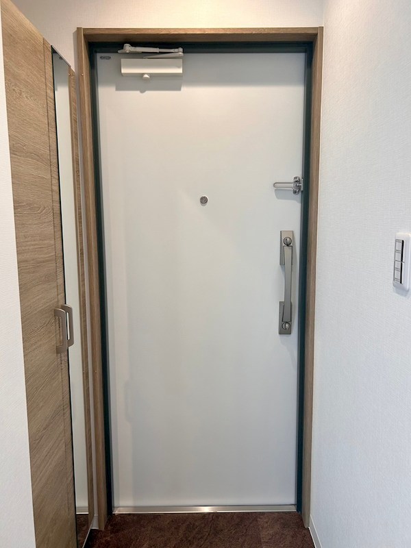 ＧＲＡＮＤＲＥＶＥ見附町 玄関