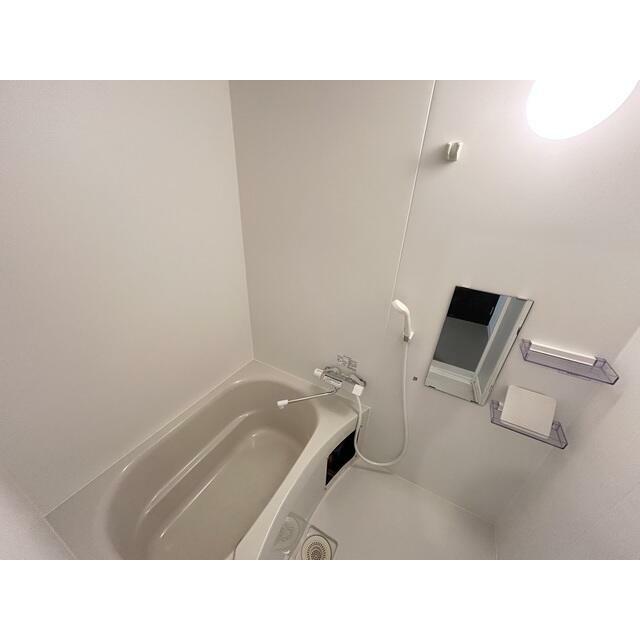 ジーメゾン伊勢原東大竹 風呂画像