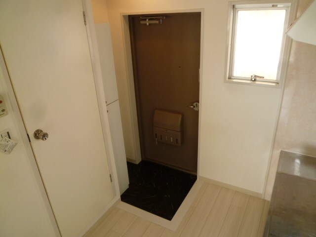 スタディマンション 玄関