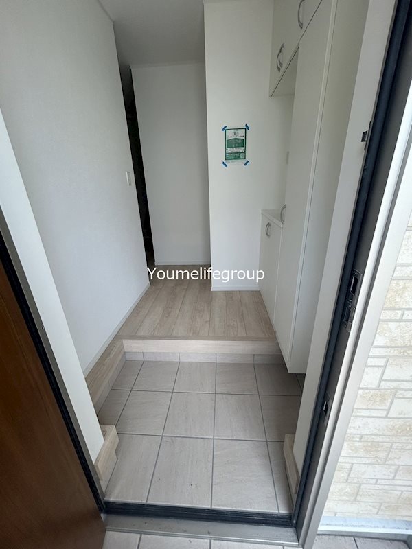 クレイドルガーデン茅ヶ崎市円蔵第１６　２号棟 玄関