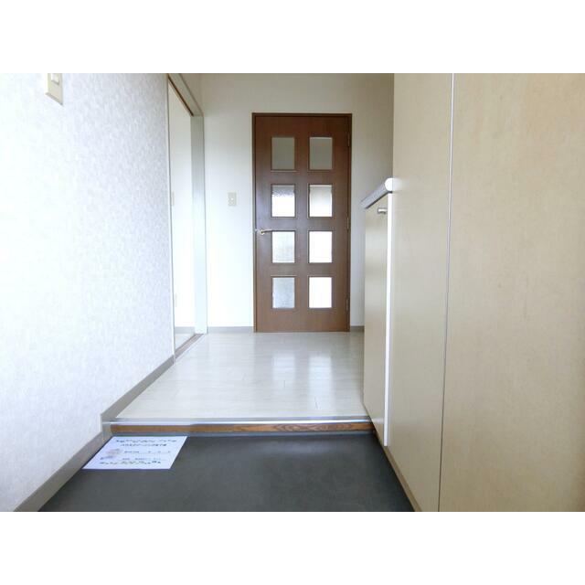ヴィラレアーレ 玄関