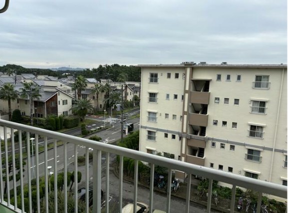 ベランダ 辻堂団地3-3号棟 ベランダ