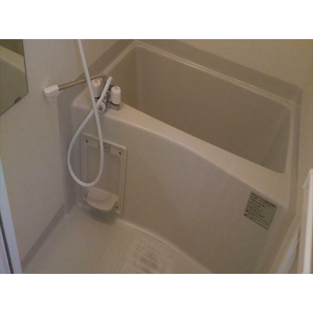 セ　カルム鎌倉 風呂画像