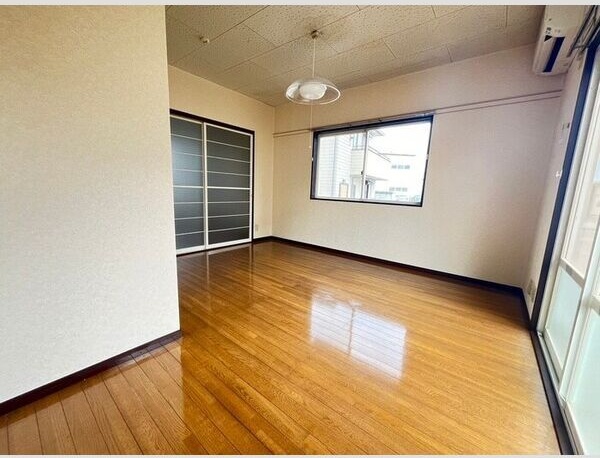 ベッドルーム ベッドルーム