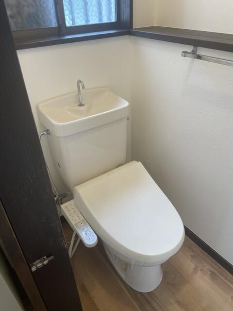 クリスタルハイツ トイレ