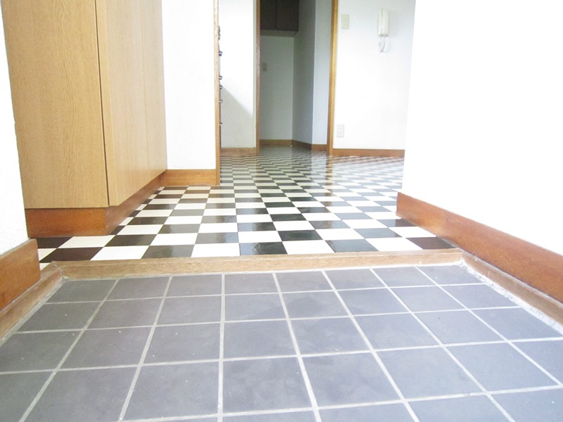 テラスフルール 玄関