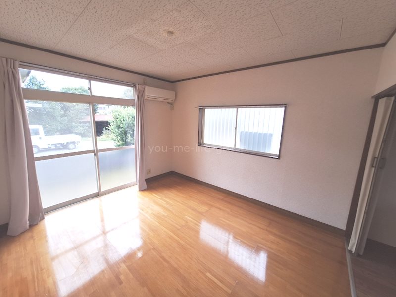 吉崎コーポ リビング