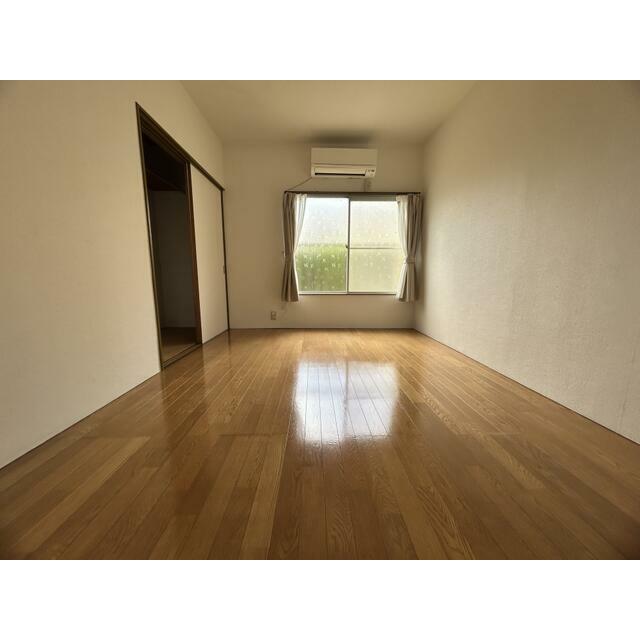 横山ハイツ ベッドルーム