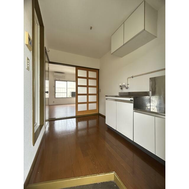 横山ハイツ 玄関