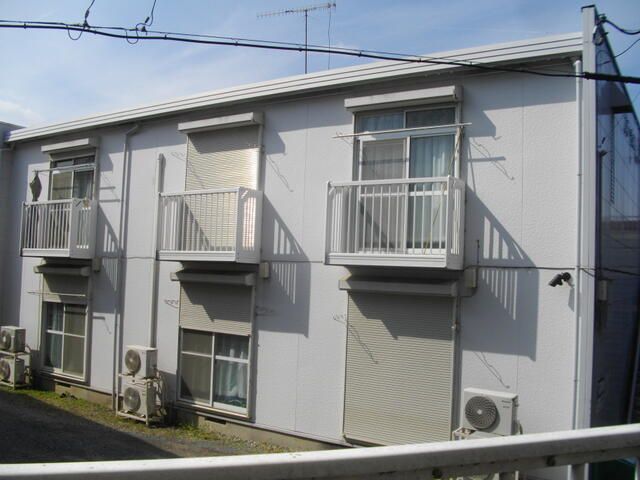 エステート　ピッコロ 202号室 外観