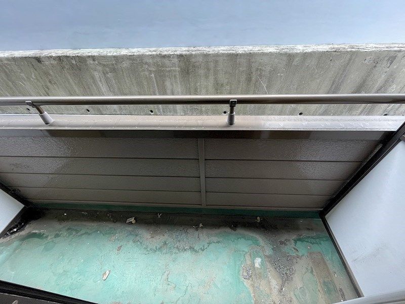 アブルームシマ ベランダ