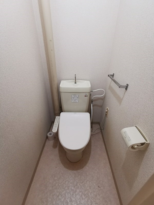 神奈川県厚木市森の里１丁目 トイレ