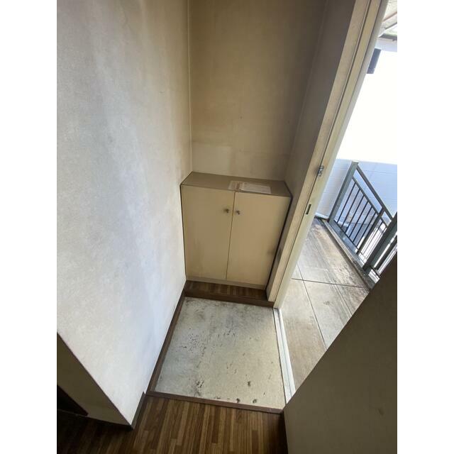 クローバーハイツＢ 玄関