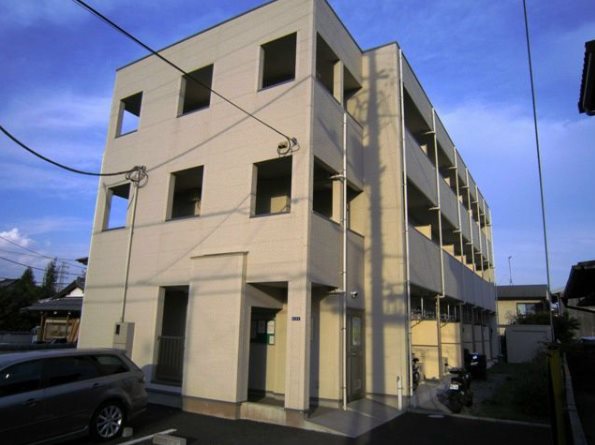 ガイア春日町 204号室 外観