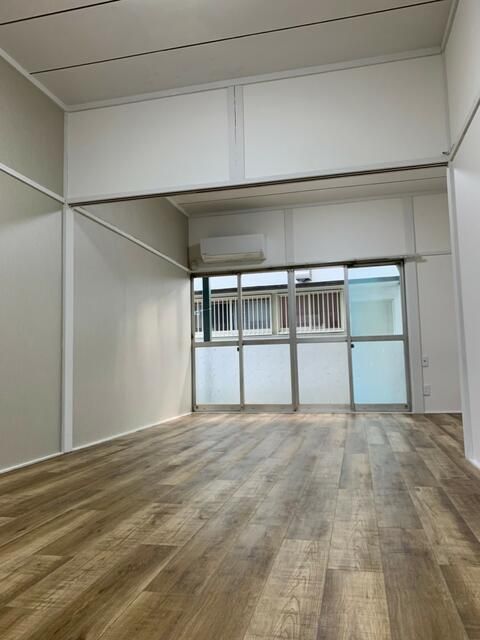 グリーンアベニュー渋沢 リビング