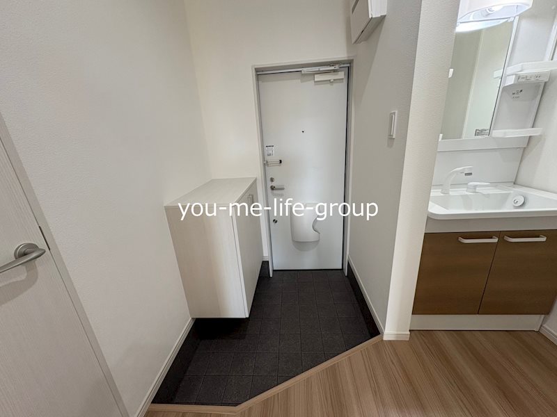 アドバンスTT本町 玄関