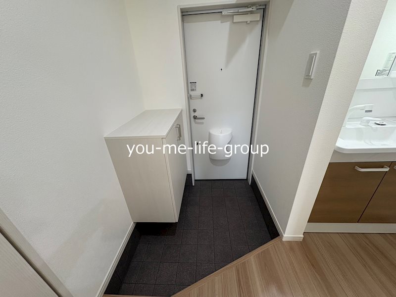 アドバンスTT本町 玄関