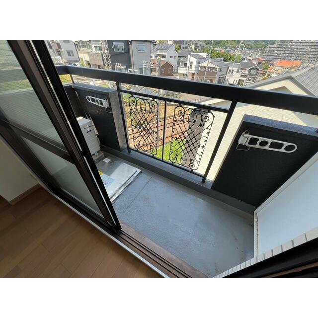 ワコーレエレガンス鶴巻温泉第一 ベランダ