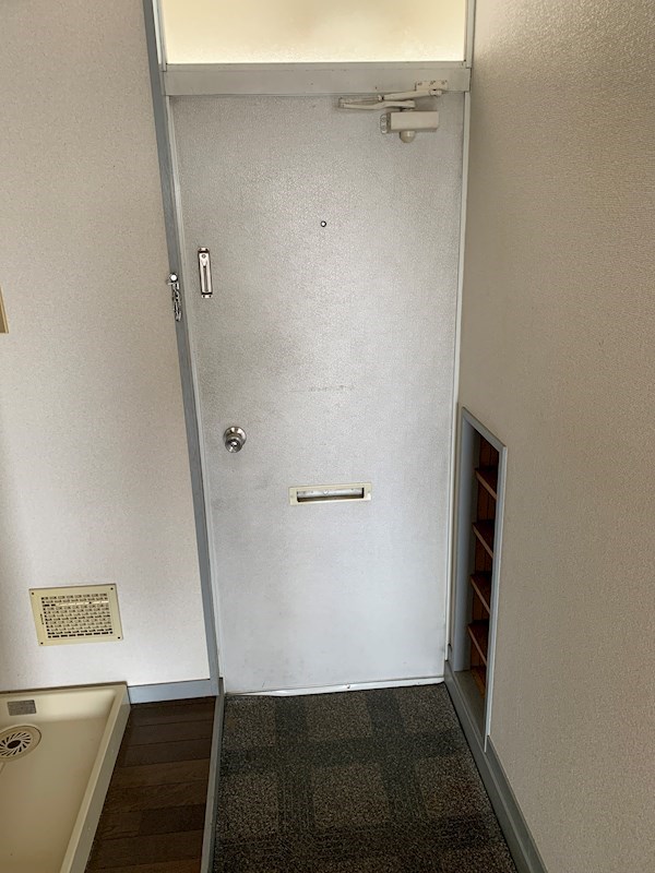 サンハイツ 玄関
