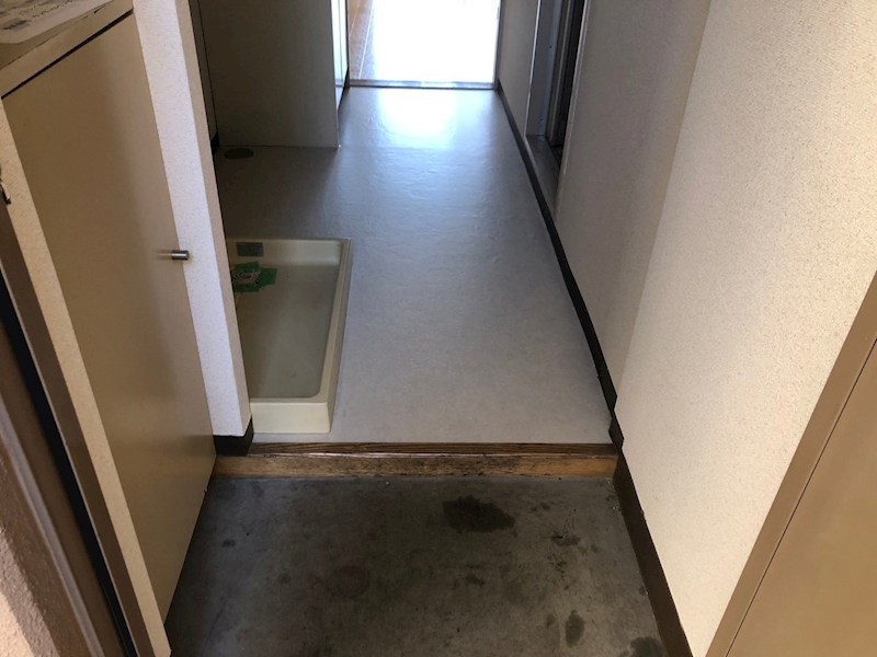 秦野パークアベニュー　B棟 玄関