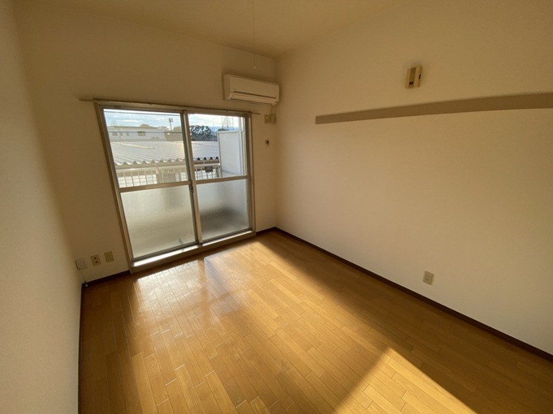 秦野パークアベニュー　A棟 リビング