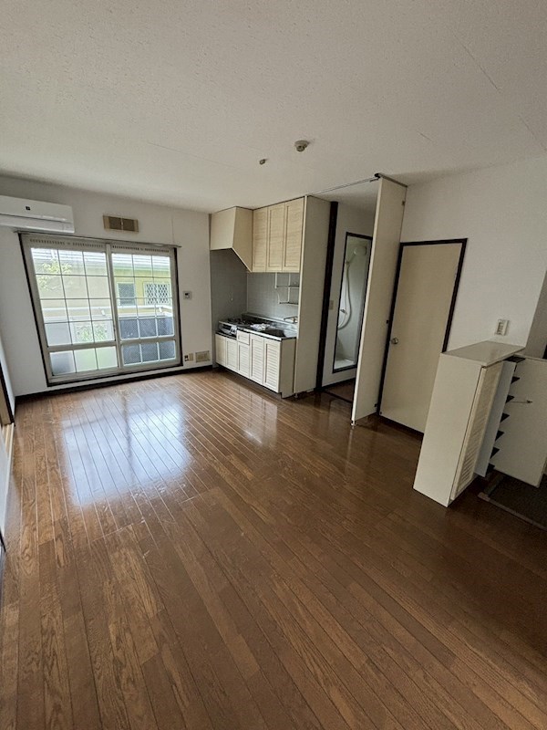 サープラス伊勢原ＰⅢ リビング