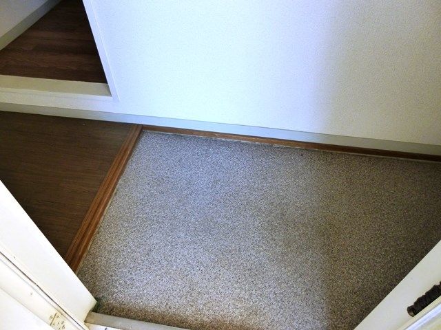 ヴィラサンオー 玄関