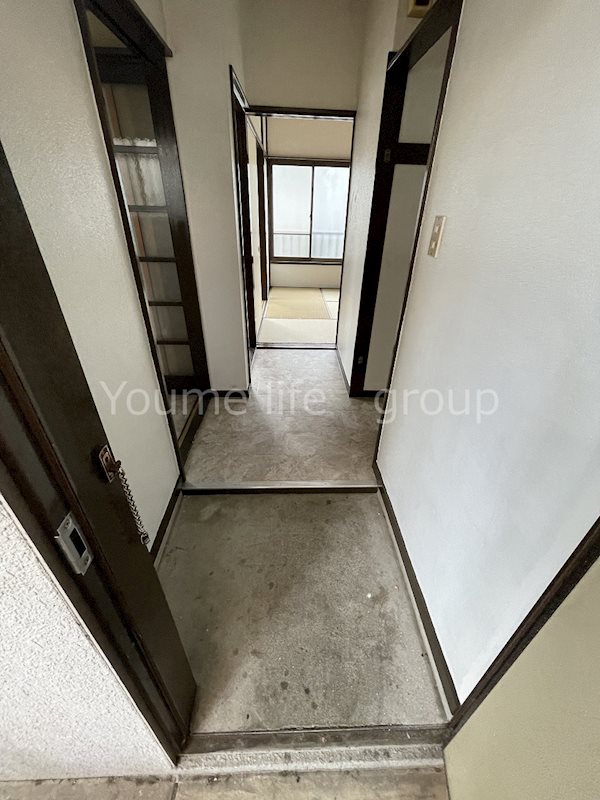 コート・カトレア 玄関