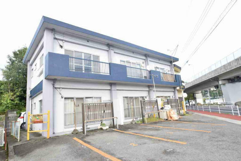 中ノ町荘　西棟 201号室 外観