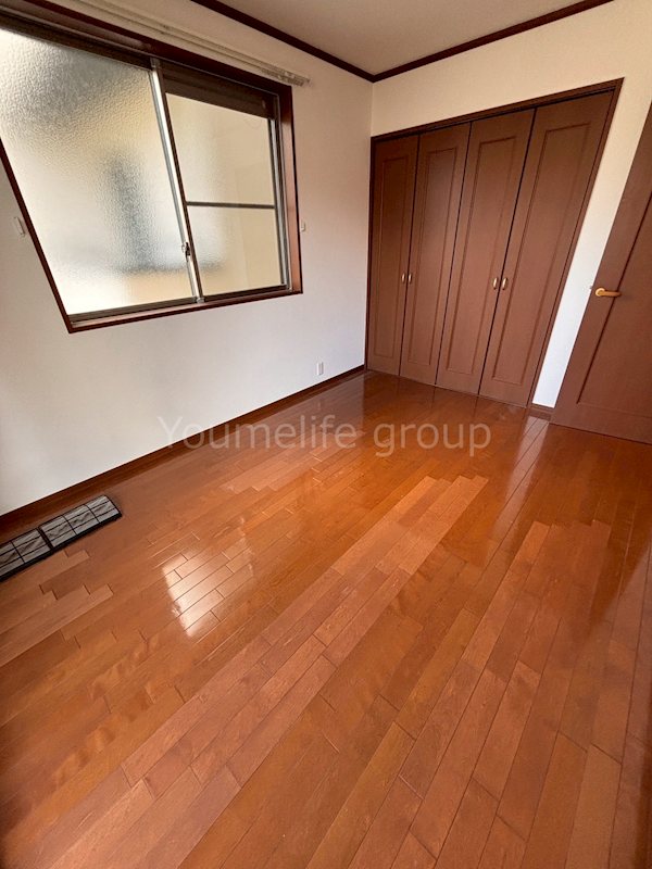 栄町　 ベッドルーム