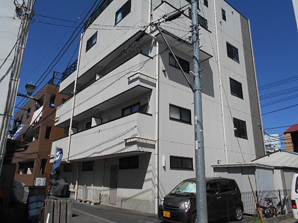 クインズヒル 204号室 外観