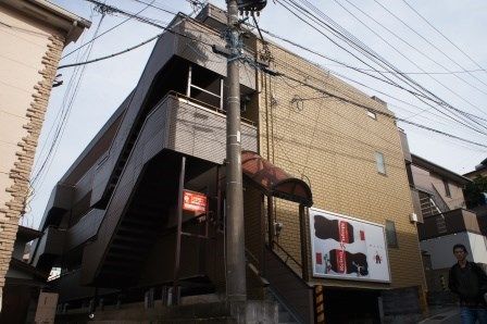 アブルームシマ 外観