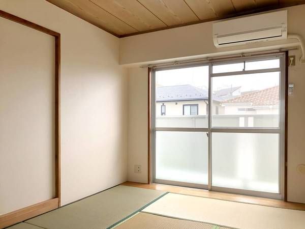 ビレッジハウス亀井野4号棟 ベッドルーム