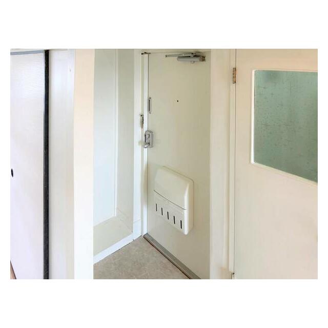 ビレッジハウス三田3号棟 玄関