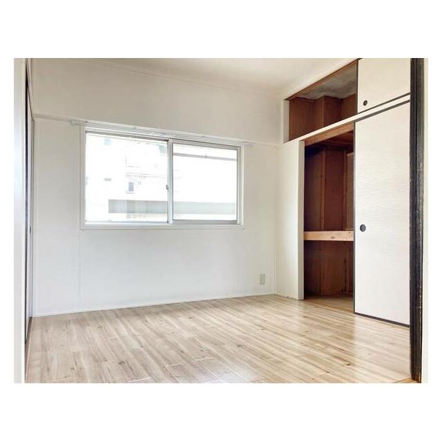 ビレッジハウス三田3号棟 ベッドルーム