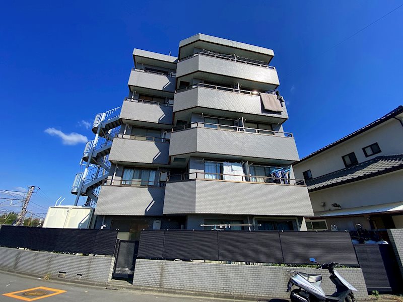 ドムール平塚  401号室 外観
