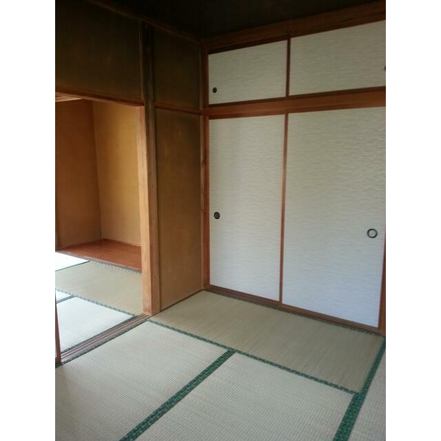 メゾン寿 ベッドルーム