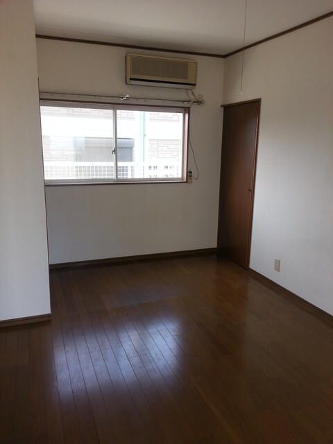 さんえすと ベッドルーム