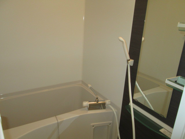 リブリ・鵠沼海岸 風呂画像