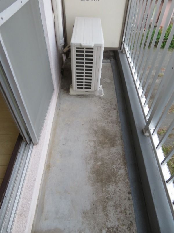 ガーデンハイツ飯山Ｂ棟 ベランダ