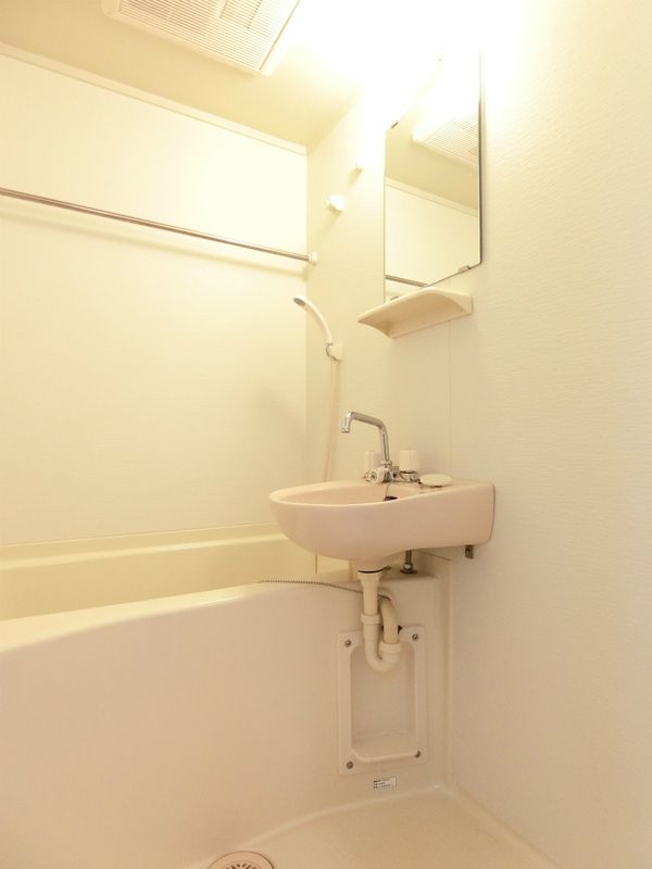 マ・メゾン 風呂画像