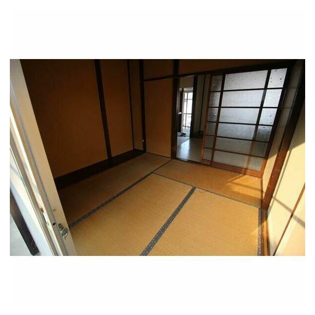 加藤アパート ベッドルーム