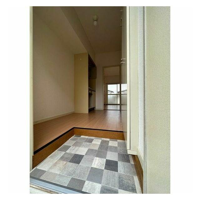 サノシャルム緑町 玄関