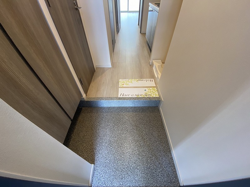 N-stage　平塚 玄関