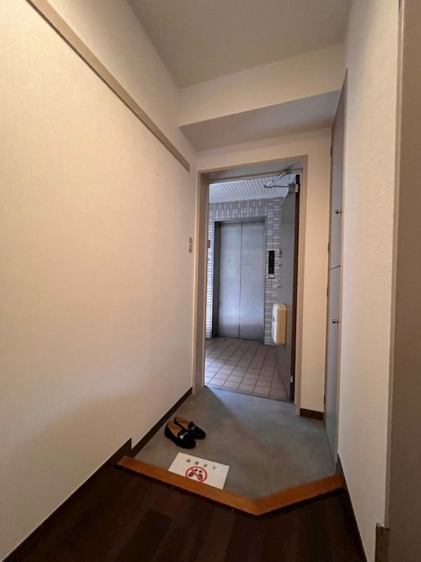 ラフェリア湘南参番館  玄関