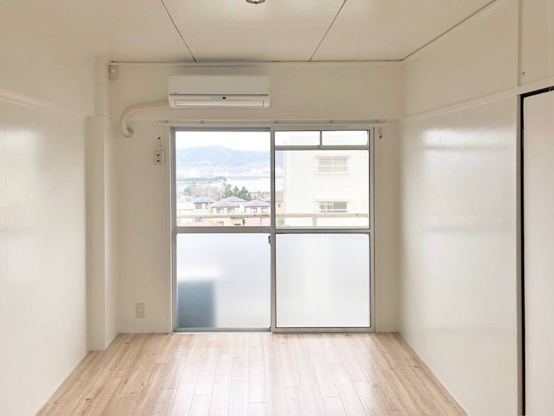 ビレッジハウス戸川２号棟 リビング