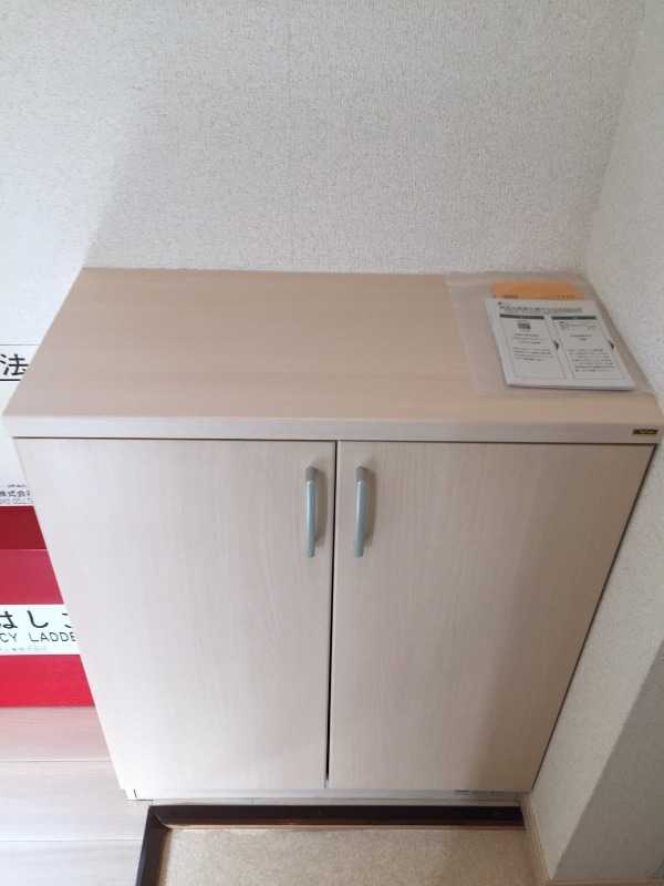 EAST RISE 由比ガ浜A 玄関