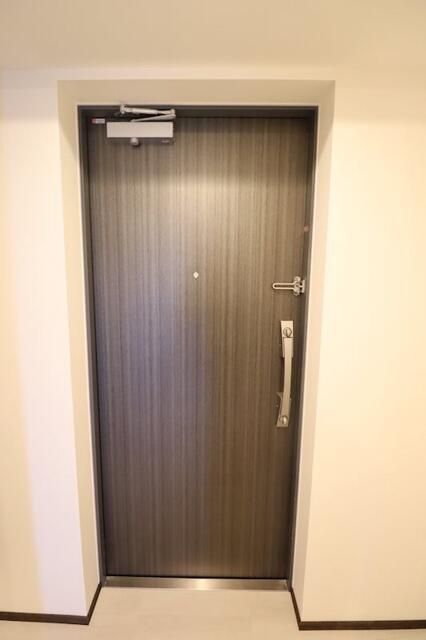 ジェノヴィア平塚 玄関