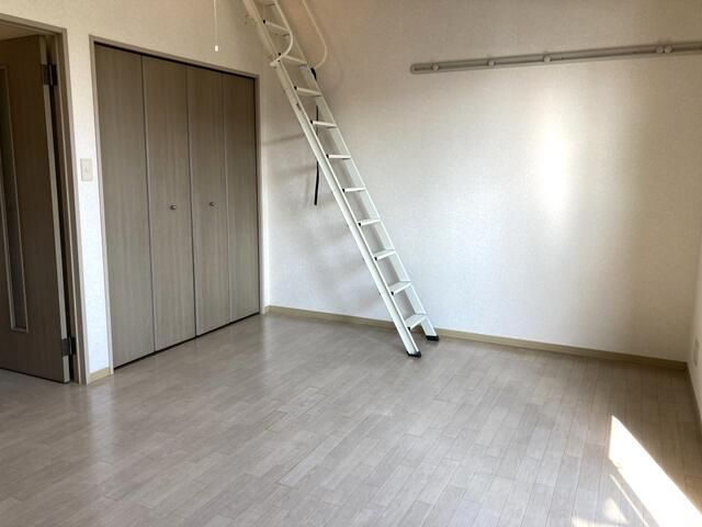 アムール ベッドルーム